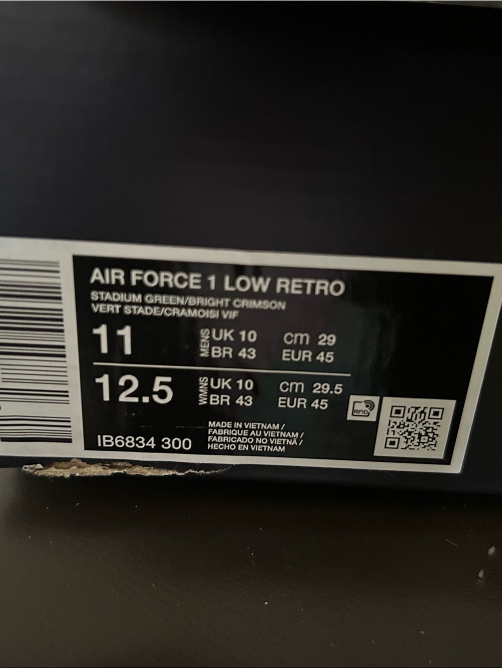 Nike Men’s Green Air force 1 ‘07 Stadium green crimson 2026 lightly used - Picture 6 of 6